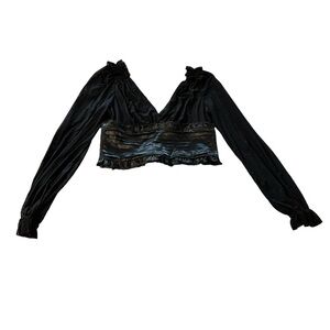 Akira black puff sleeve v-neck cropped blouse size large